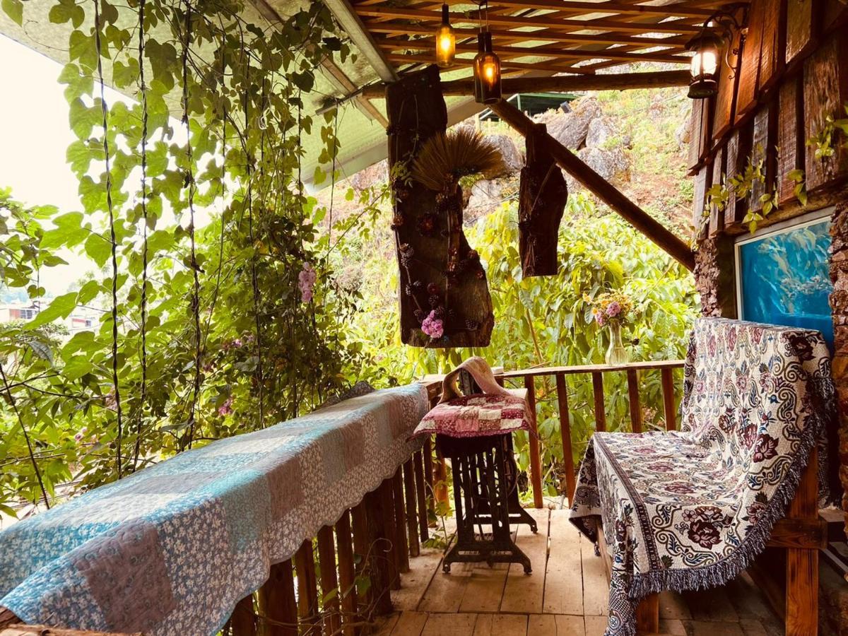 Aladdin Farmstay Dong Van Ha Giang Exterior photo