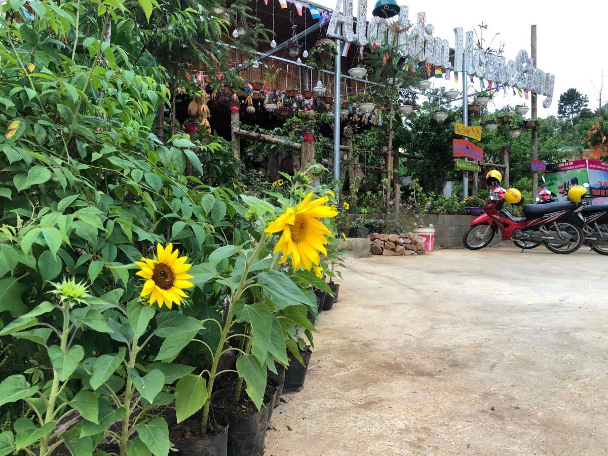 Aladdin Farmstay Dong Van Ha Giang Exterior photo